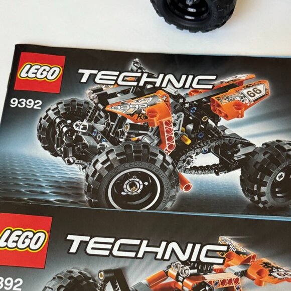 Lego Set 9392 Quad Bike Technic 2 in 1 Build With Instruction Manual 4-Wheeler - Picture 3 of 9
